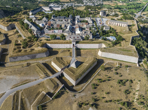 Mont-Daiphin - porte de Briançon