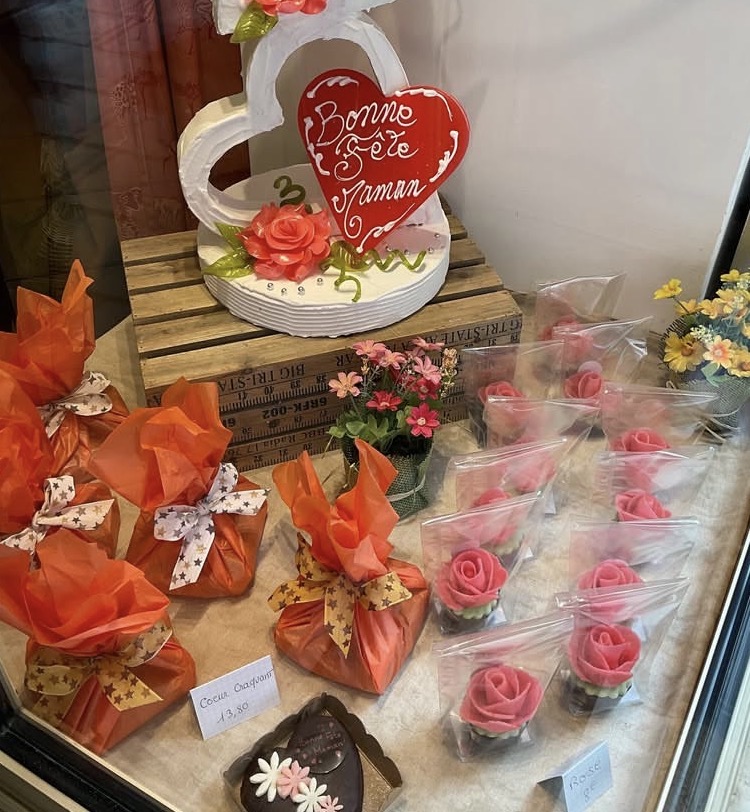 ❤️ Bonne fête Maman ! Une idée cadeau tout en douceur à la pâtisserie Jasmin à Gap !